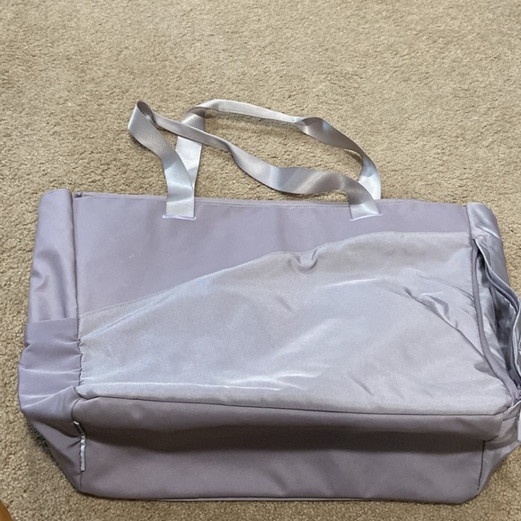 All In Motion mauve gym tote - Picture 2 of 5